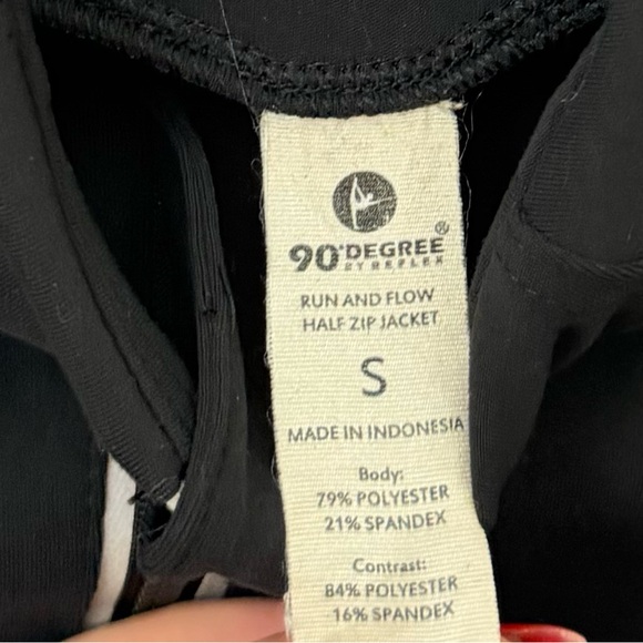 90 Degree By Reflex Cropped Athletic Top S Black Thumbhole Workout Jacket - Picture 6 of 11